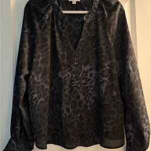 Evereve Black Charcoal Leopard V-Neck Blouse